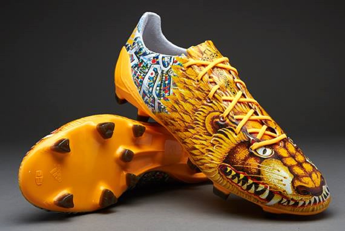 scarpe da calcio più strane al mondo