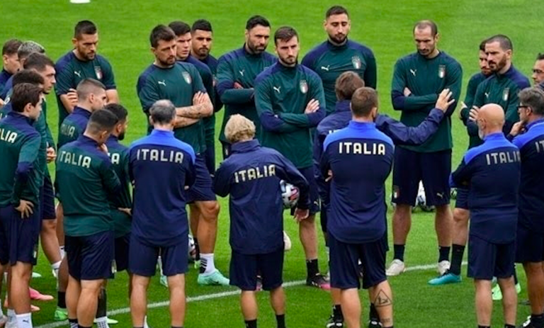 italia spagna i rigoristi scelti da roberto mancini