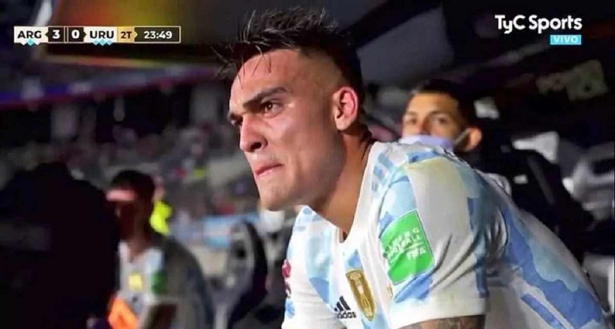 lautaro martinez in lacrime