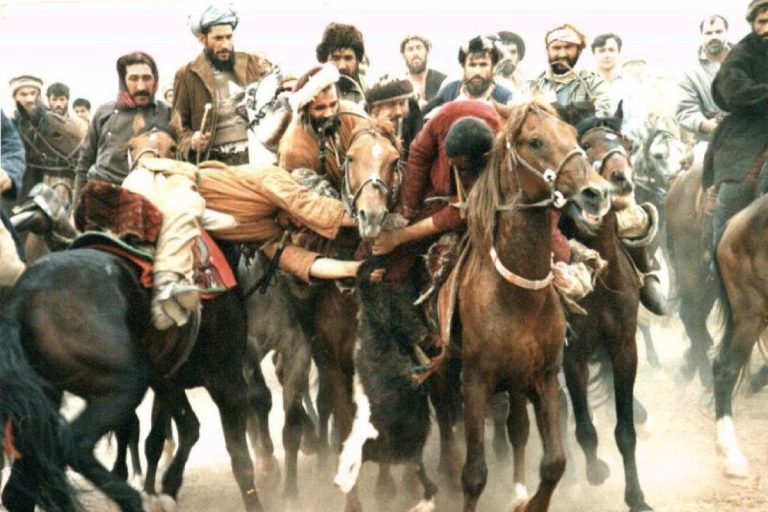 La storia del buzkashi