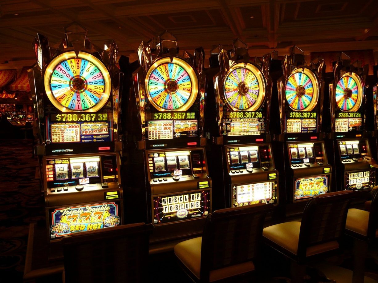 gambling machine 4926 1280