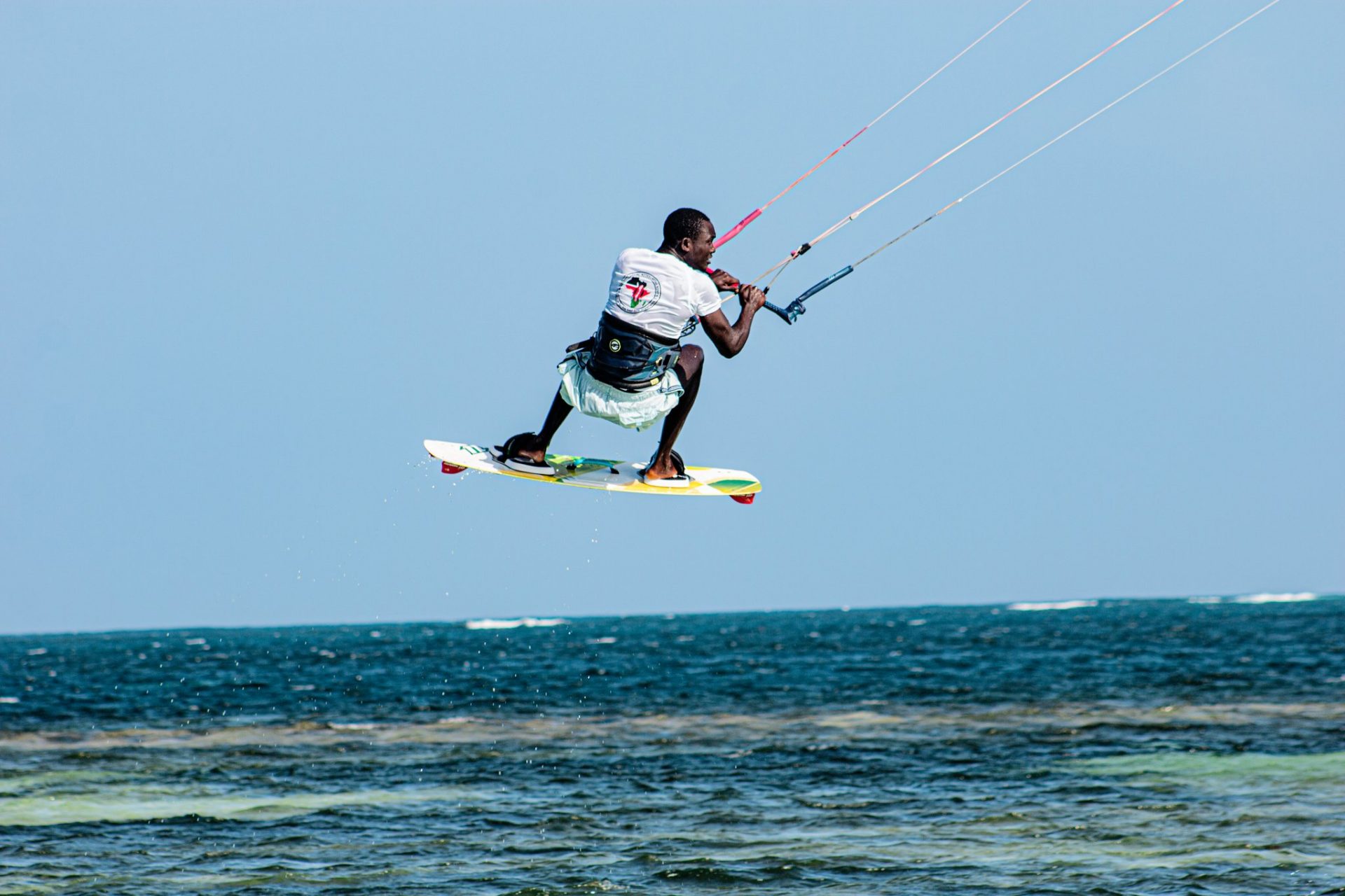 001-what-is-kitesurf-story-water-sport