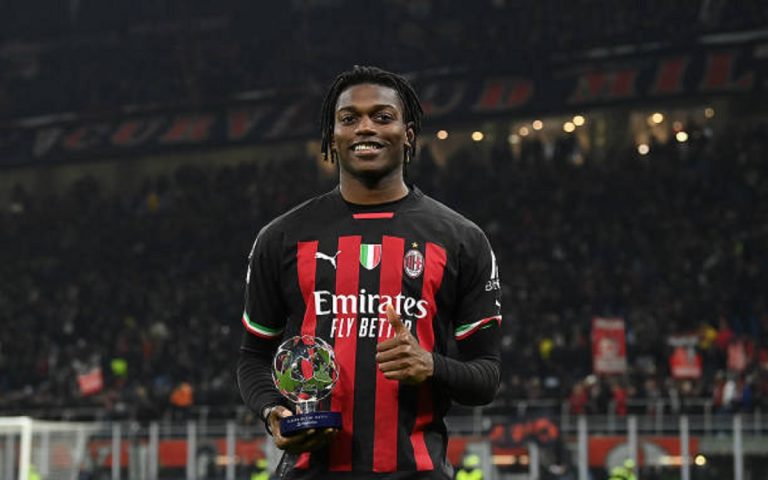 001-Rafael-Leao-Career-Milan-Footballer