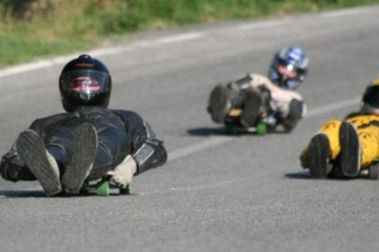 La storia dello Streetluge