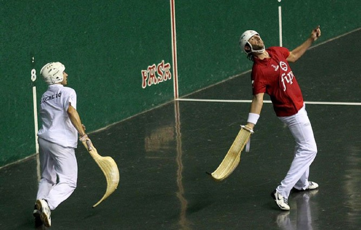 001-pelota-basca-spanish-popular-sport