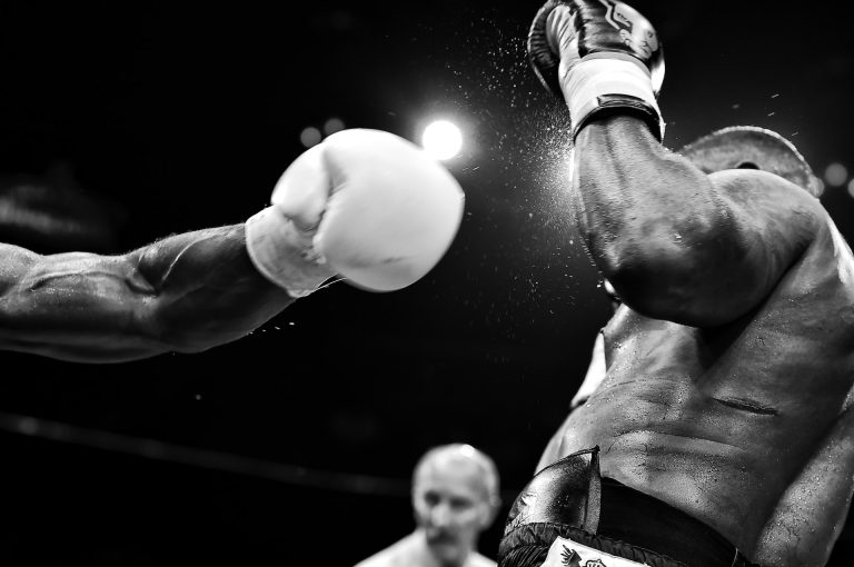 Deciso quando ci sarà lo scontro tra il boxer britannico e ucraino
